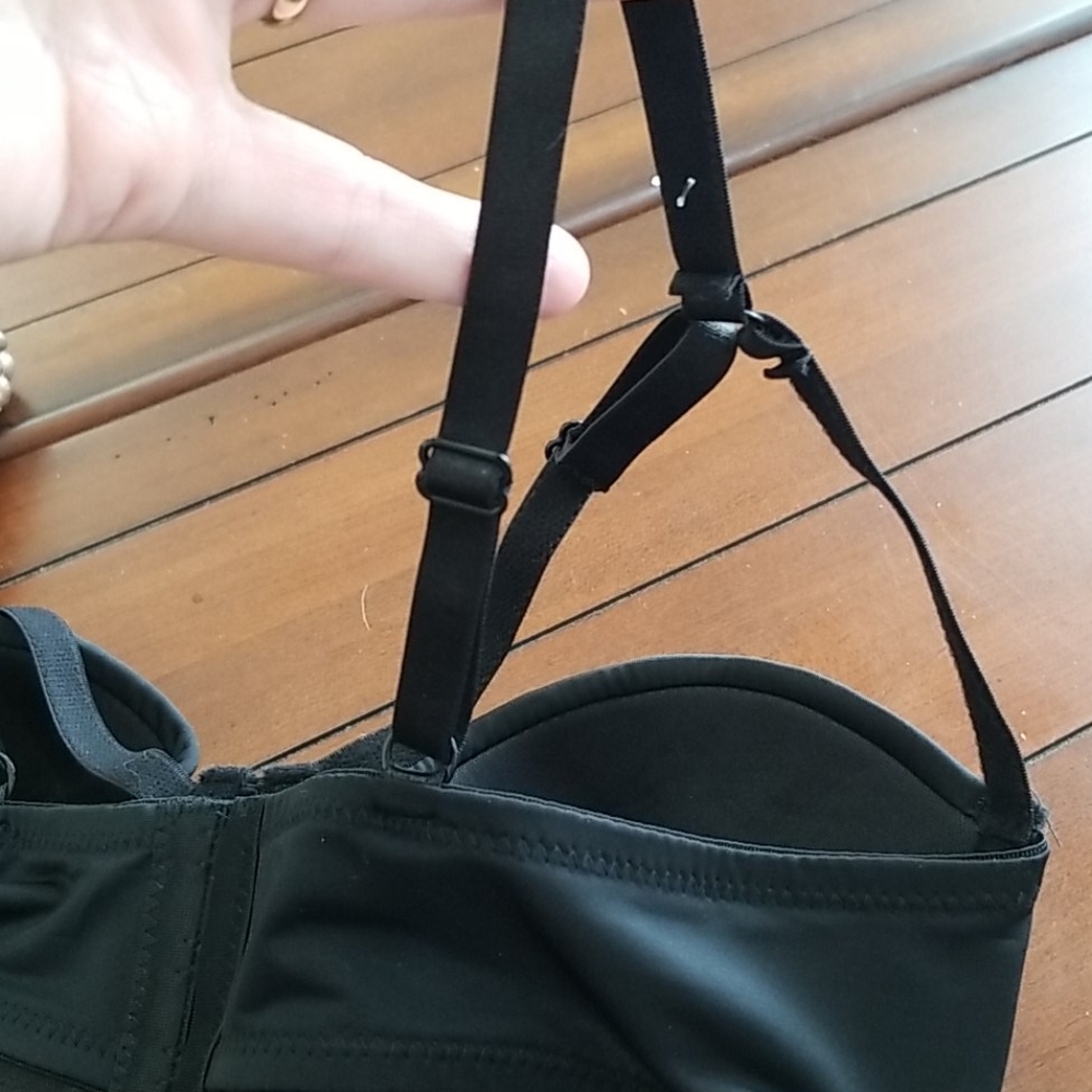 ๐ค BLACK BRA - Picture 7 of 11